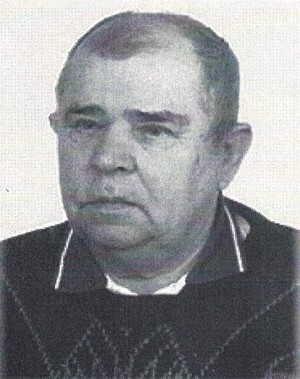 Czarno-białe zdjęcie zaginionego mężczyzny.