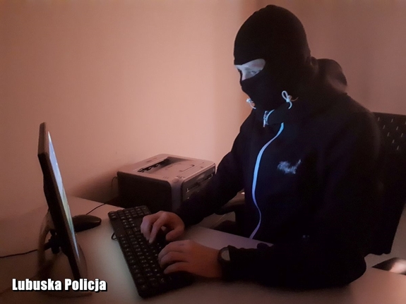 Cyberprzestępcy – jak się przed nimi chronić?