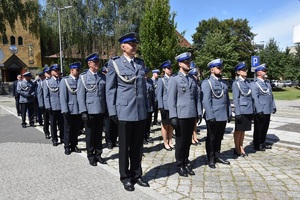 Pododdział ustawiony do przemarszu podczas Powiatowych Obchodów Święta Policji