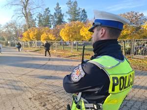 Policjantki, Policjanci i Żandarmi w rejonie cmentarzy