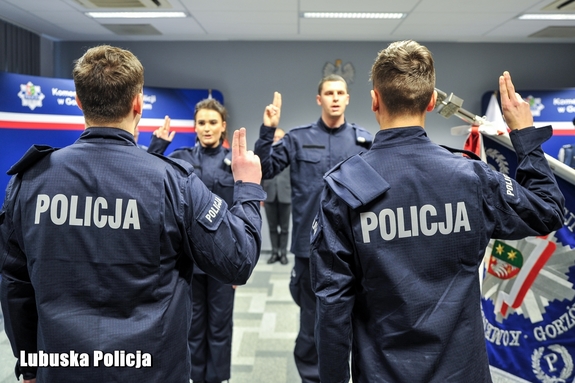 policjanci ślubują